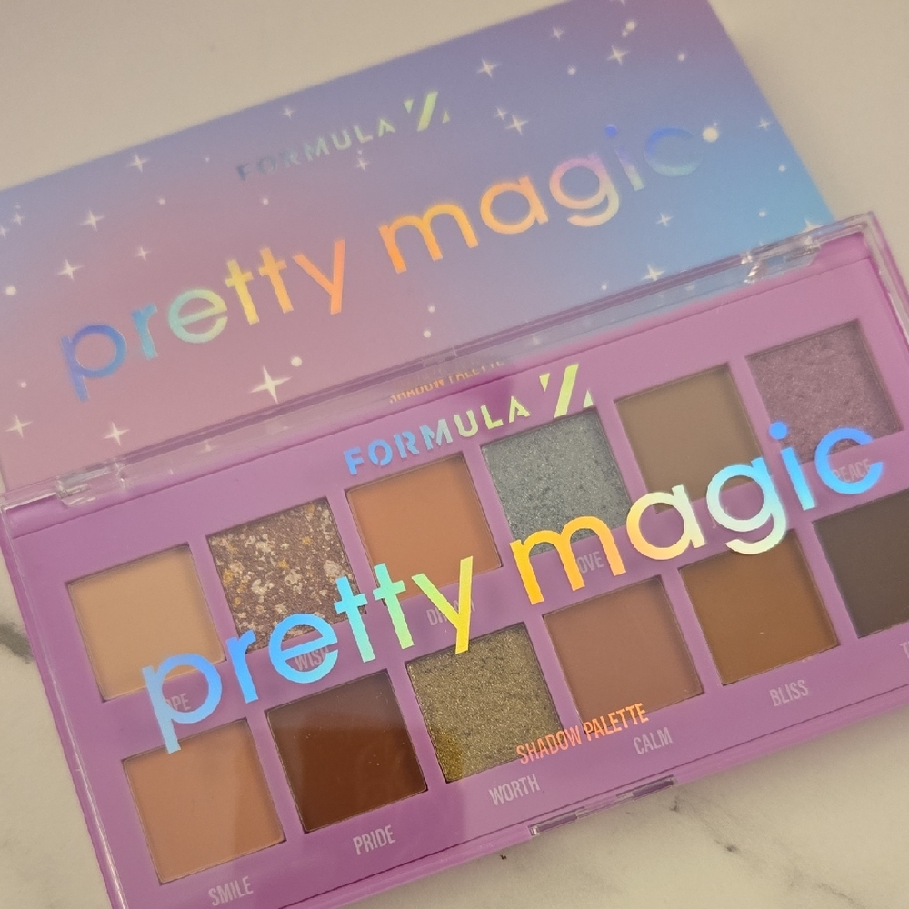 Formula Z Pretty Magic Shadow Palette